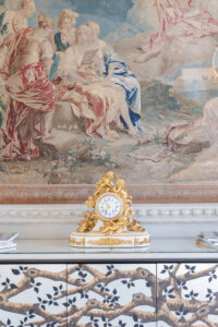 Hotel de Crillon Salon Marie Antoinette Clock