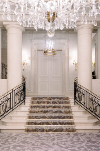 George V Four Seasons - Stairs