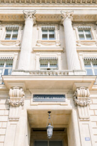 Hotel de Crillon Front