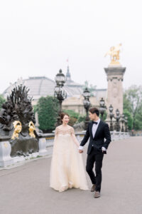 Prewedding in Paris Pont Alexandre III